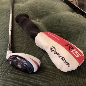 New TaylorMade Rescue R15 Hybrid RH golf club w/ cover